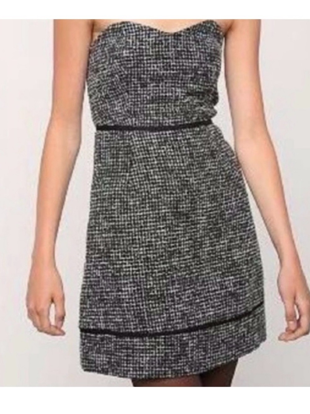 Kimchi Blue Strapless Black & White Tweed Shift Dress